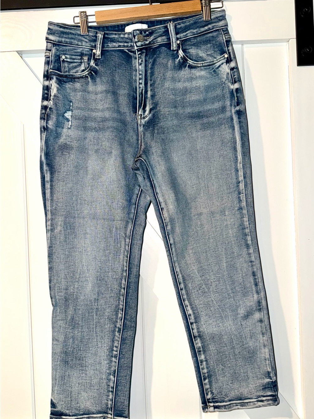 Women's Washed Blue Ankle Jeans - Slim Cropped Fit